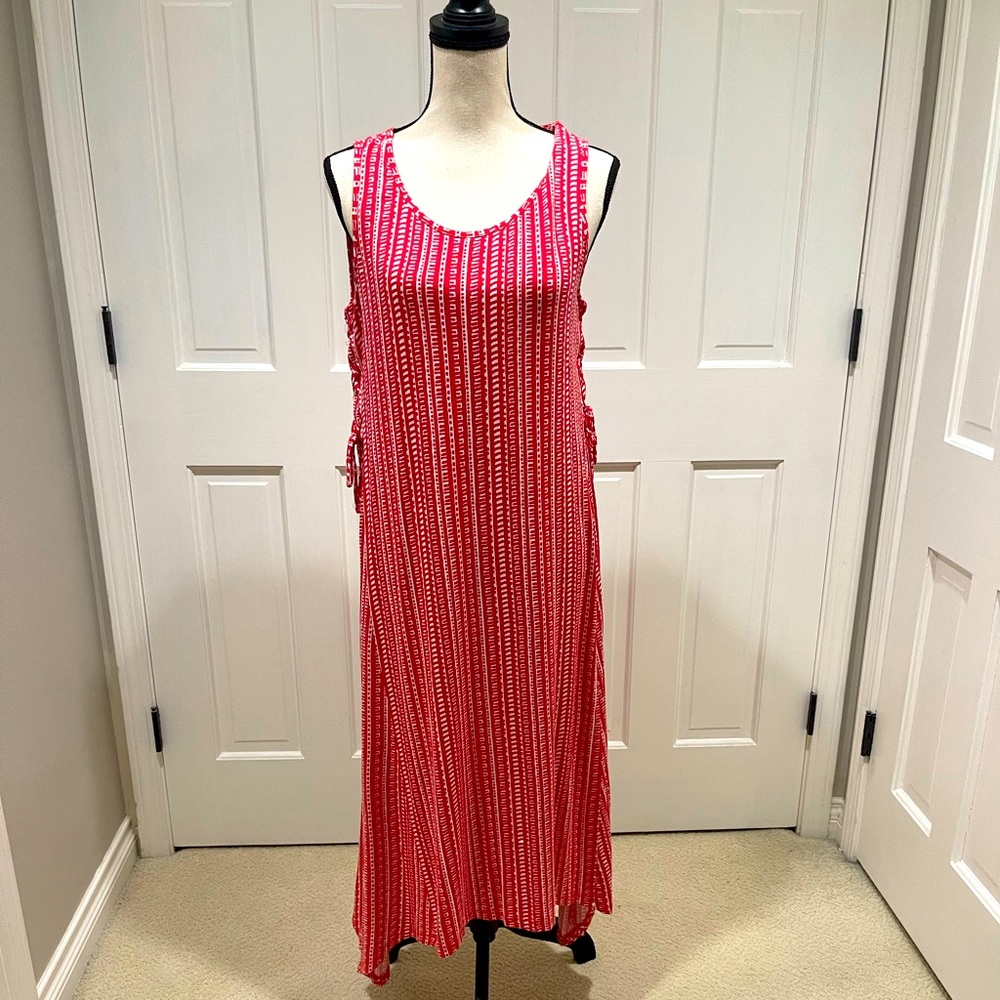 New Directions red and white patterned sundress. Size Large.